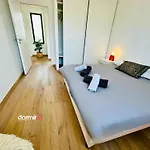 L'escale - D'architecte, Vue Sur Les Plaines, Boulodrome Et Solarium *