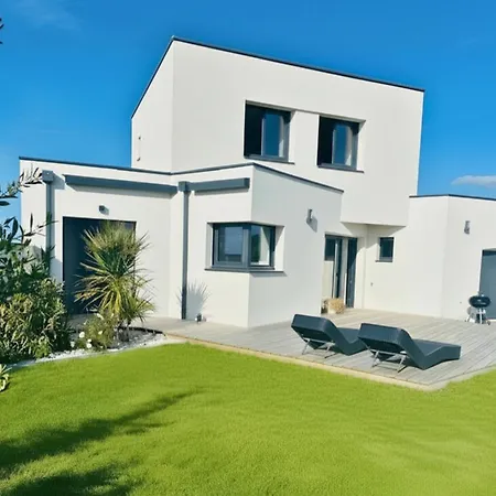 L'escale - D'architecte, Vue Sur Les Plaines, Boulodrome Et Solarium Etaules (Charente-Maritime)